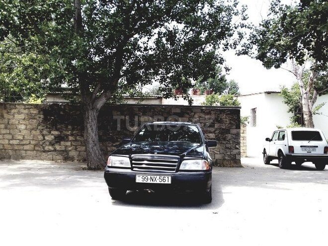 Mercedes C 180 1993, 368,453 km - 1.8 л - Bakı