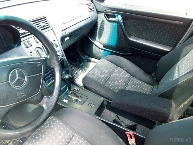 Mercedes C 180 1993, 368,453 km - 1.8 л - Bakı