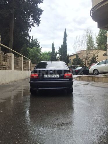 BMW 535 2001, 270,000 km - 3.5 л - Bakı