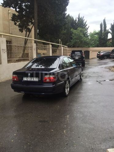BMW 535 2001, 270,000 km - 3.5 л - Bakı