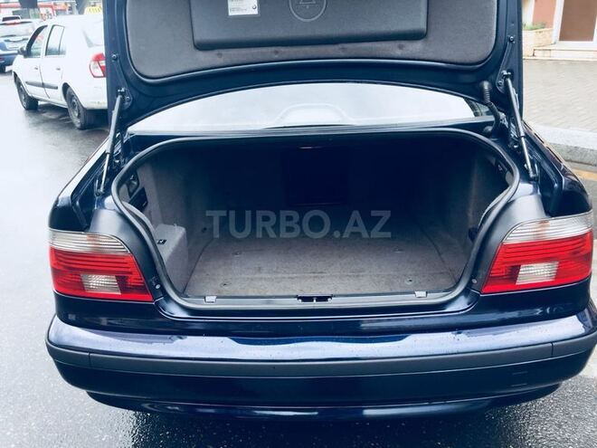 BMW 535 2001, 270,000 km - 3.5 л - Bakı