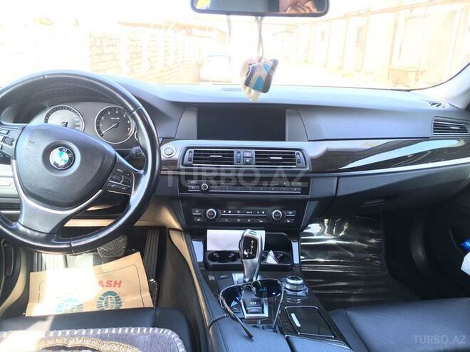BMW 530 2010, 130,000 km - 3.0 л - Bakı