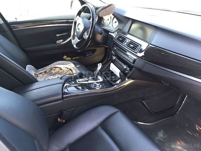 BMW 530 2010, 130,000 km - 3.0 л - Bakı