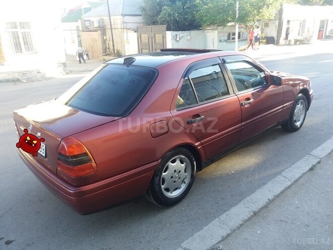 Mercedes C 180 1995, 310,000 km - 2.0 l - Bakı