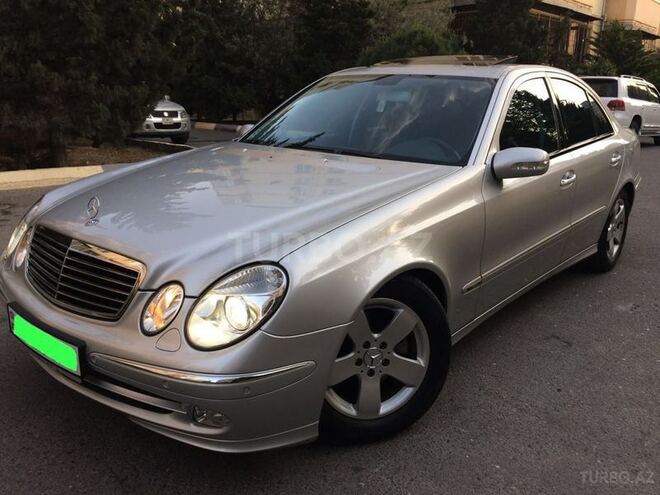 Mercedes E 240 2004, 78,900 km - 2.6 l - Bakı