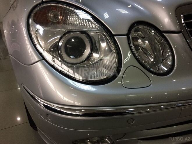 Mercedes E 240 2004, 78,900 km - 2.6 l - Bakı