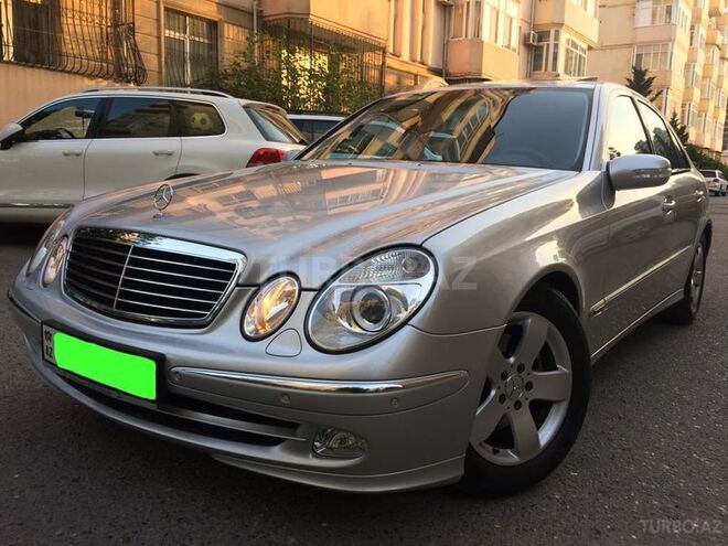 Mercedes E 240 2004, 78,900 km - 2.6 l - Bakı
