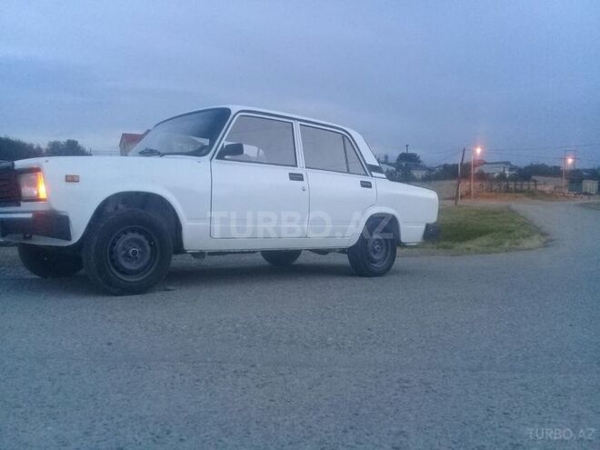 LADA (VAZ) 2107 2002, 136,000 km - 1.6 л - Quba