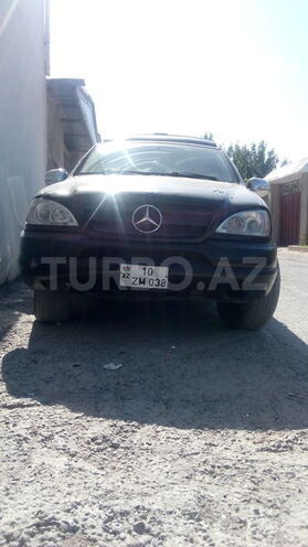 Mercedes ML 320 2000, 180,000 km - 3.2 л - Bakı