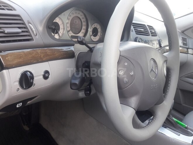 Mercedes E 350 2005, 249,000 km - 3.5 l - Bakı