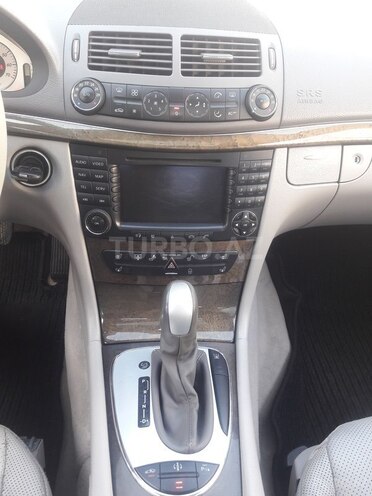 Mercedes E 350 2005, 249,000 km - 3.5 l - Bakı