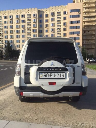 Mitsubishi Pajero 2007, 167,500 km - 3.0 л - Bakı