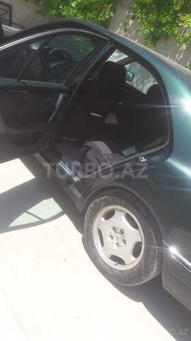 Mercedes E 280 1999, 292,000 km - 2.8 l - Bakı