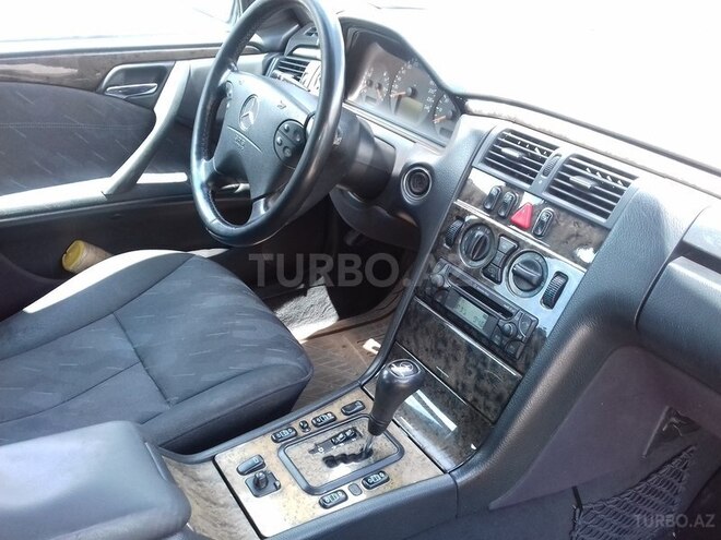 Mercedes E 200 1999, 388,686 km - 2.0 l - Gəncə