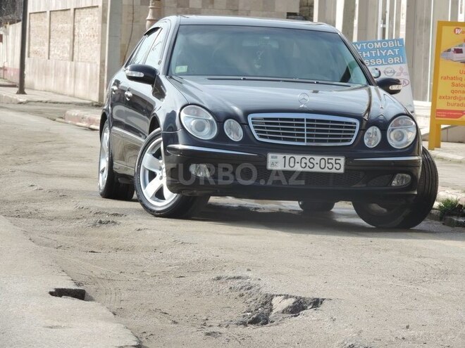 Mercedes E 240 2005, 230,000 km - 2.6 l - Astara
