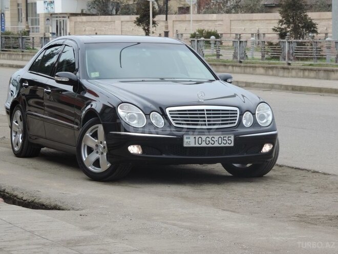 Mercedes E 240 2005, 230,000 km - 2.6 l - Astara