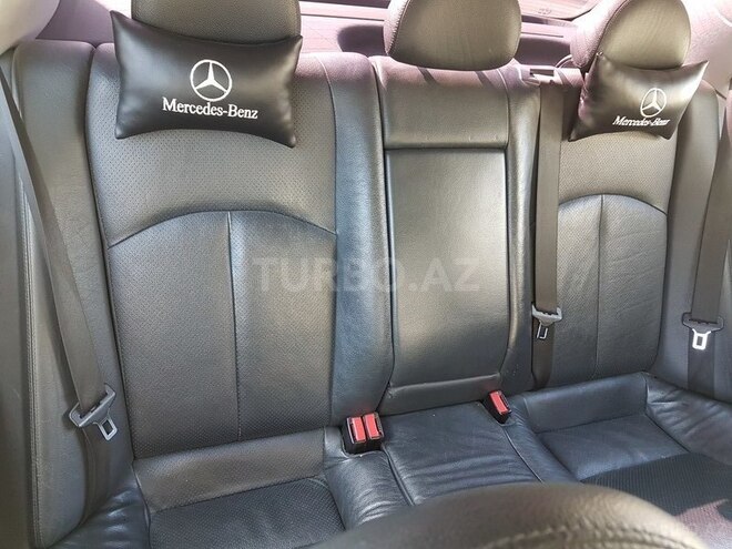 Mercedes E 240 2005, 230,000 km - 2.6 l - Astara
