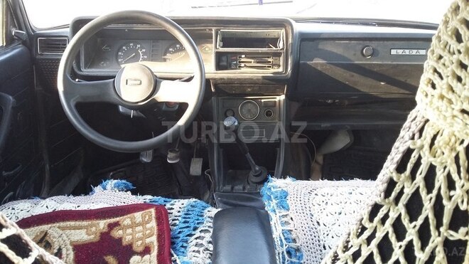 LADA (VAZ) 2107 2003, 250,000 km - 1.6 l - Salyan