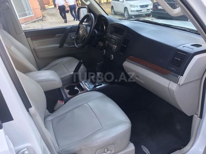 Mitsubishi Pajero 2006, 175,000 km - 3.0 л - Bakı