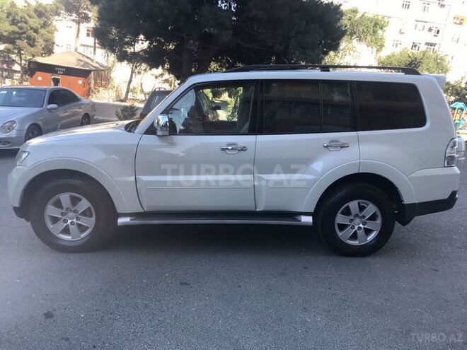 Mitsubishi Pajero 2006, 175,000 km - 3.0 л - Bakı