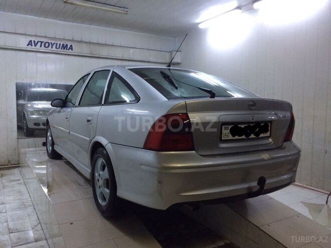 Opel Vectra 1999, 340,000 km - 2.0 l - Bakı