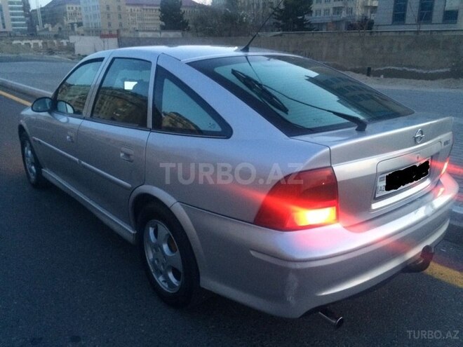 Opel Vectra 1999, 340,000 km - 2.0 l - Bakı