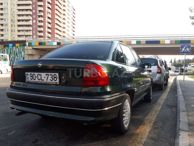 Opel Astra 1993, 450,250 km - 1.6 l - Bakı