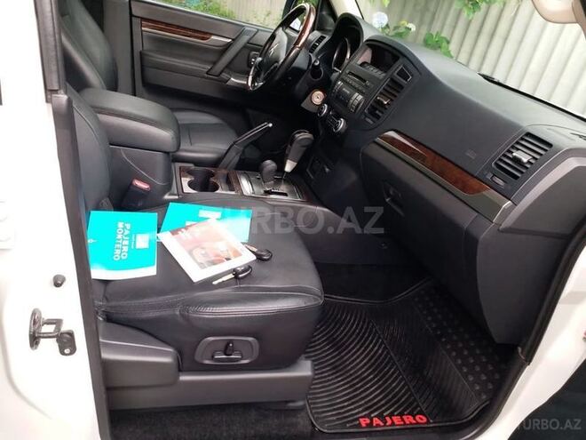 Mitsubishi Pajero 2013, 134,000 km - 3.0 l - Zaqatala