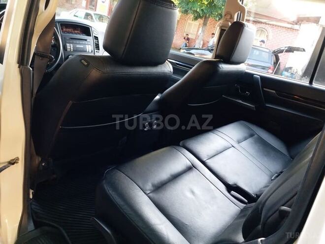 Mitsubishi Pajero 2013, 134,000 km - 3.0 l - Zaqatala