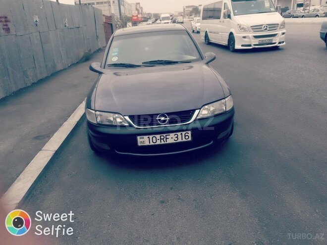 Opel Vectra 1995, 370,000 km - 1.8 л - Bakı