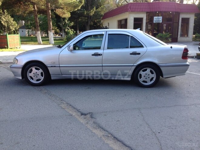 Mercedes C 250 1996, 179,000 km - 2.5 l - Sumqayıt