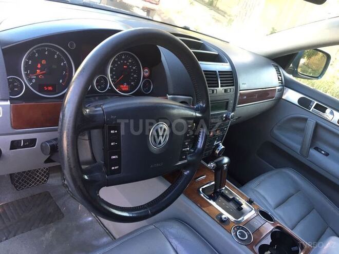 Volkswagen Touareg 2004, 190,000 km - 3.2 l - Xaçmaz