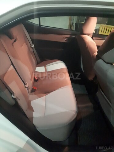 Toyota Corolla 2015, 35,852 km - 1.8 л - Bakı