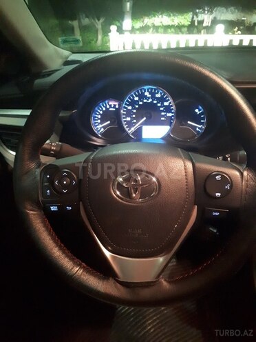 Toyota Corolla 2015, 35,852 km - 1.8 л - Bakı