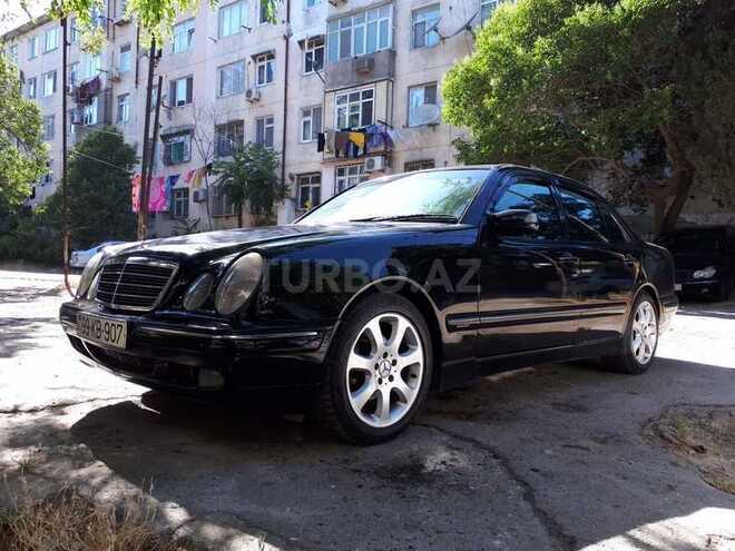 Mercedes E 220 2000, 600,000 km - 2.2 l - Bakı