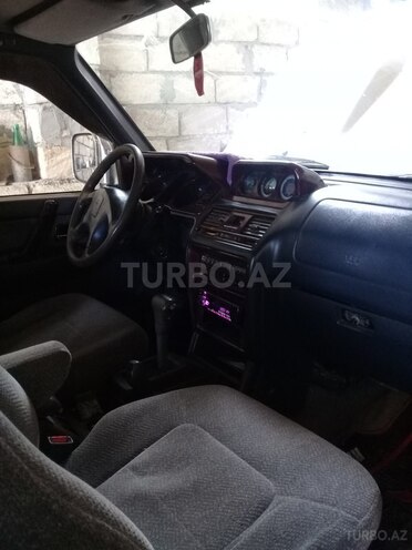 Mitsubishi Pajero 1996, 8,000 km - 0.5 л - Lerik
