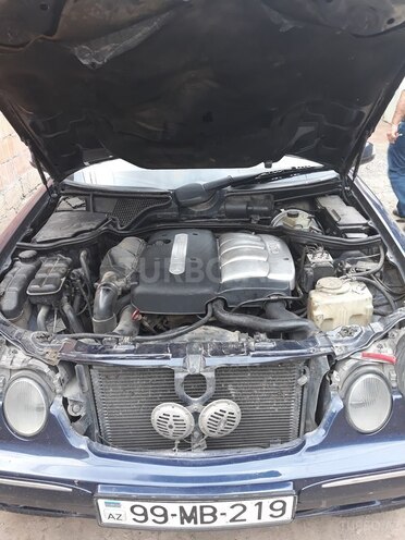 Mercedes E 220 1999, 140,000 km - 0.2 l - Gəncə