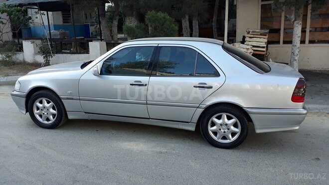 Mercedes C 180 1999, 254,000 km - 1.8 л - Bakı