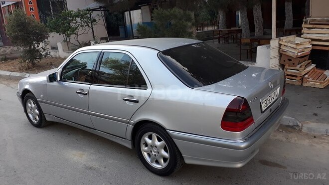 Mercedes C 180 1999, 254,000 km - 1.8 л - Bakı