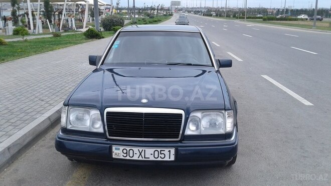 Mercedes E 200 1993, 358,965 km - 2.0 l - Bakı