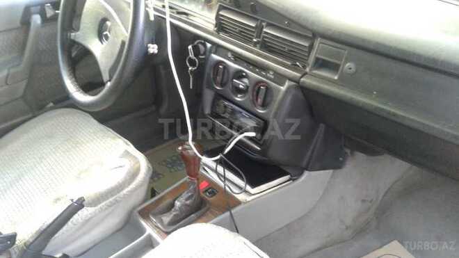 Mercedes 200 1990, 650,000 km - 2.0 l - Bakı