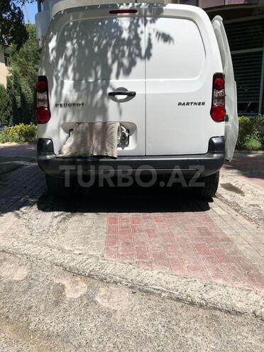 Peugeot Partner 2014, 45,000 km - 1.6 l - Bakı