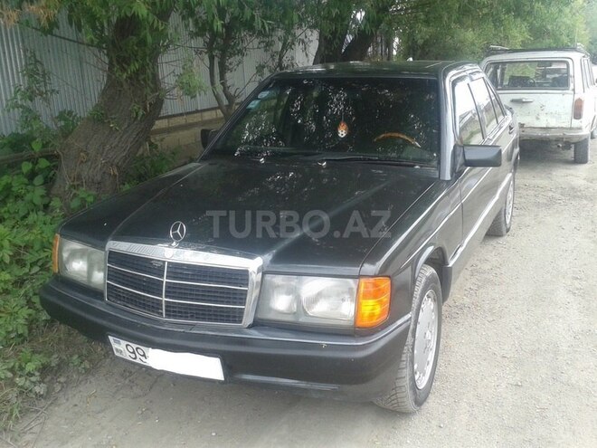 Mercedes 190 1991, 298,786 km - 1.8 l - Quba
