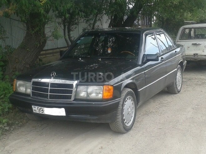 Mercedes 190 1991, 298,786 km - 1.8 l - Quba