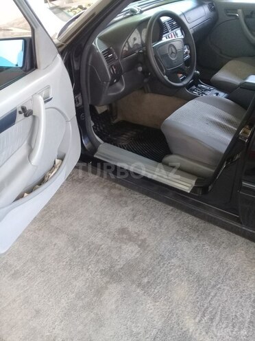 Mercedes C 230 1999, 210,000 km - 2.3 l - Göyçay