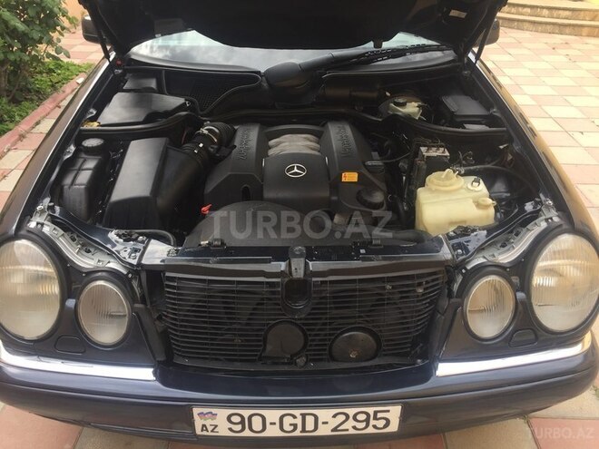 Mercedes E 240 1997, 288,000 km - 2.4 l - Sumqayıt