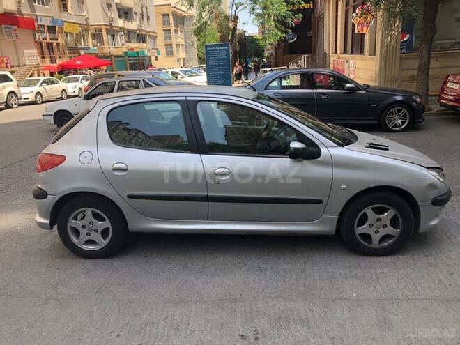Peugeot 206 2005, 190,000 km - 1.4 л - Bakı