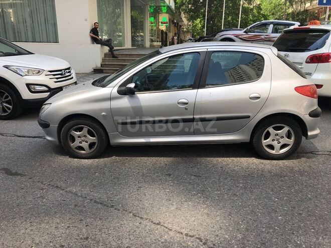 Peugeot 206 2005, 190,000 km - 1.4 л - Bakı