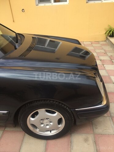 Mercedes E 240 1997, 288,000 km - 2.4 l - Sumqayıt
