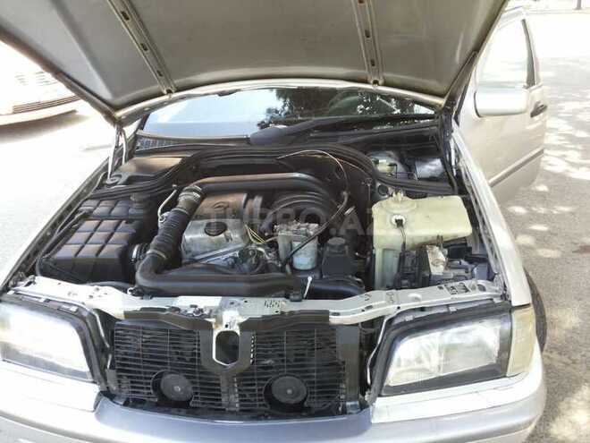 Mercedes C 250 1996, 184,000 km - 2.5 l - Sumqayıt